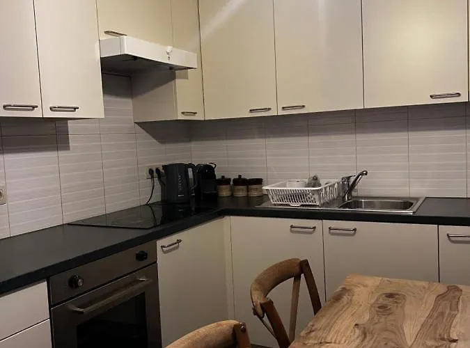 202 Апартаменти Гент