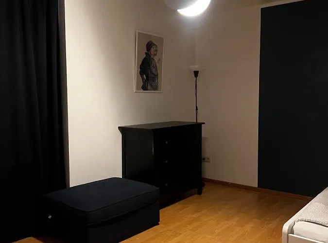 Апартаменти 202 *